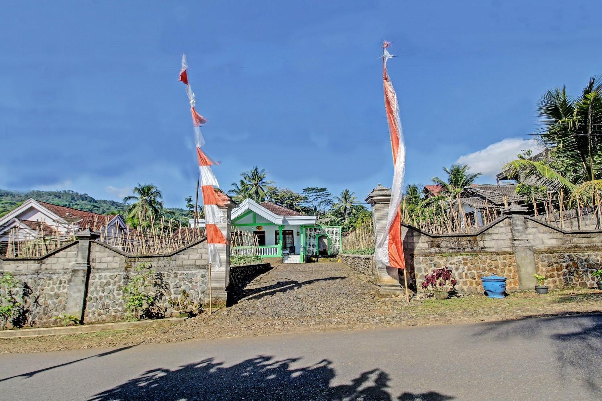 Spot On 91214 Desa Wisata Pandean Otel Trenggalek Dış mekan fotoğraf
